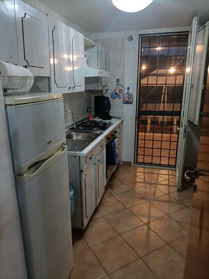 Hakuna Matata ,Grazioso Appartamento In Centro Caserta Exteriör bild